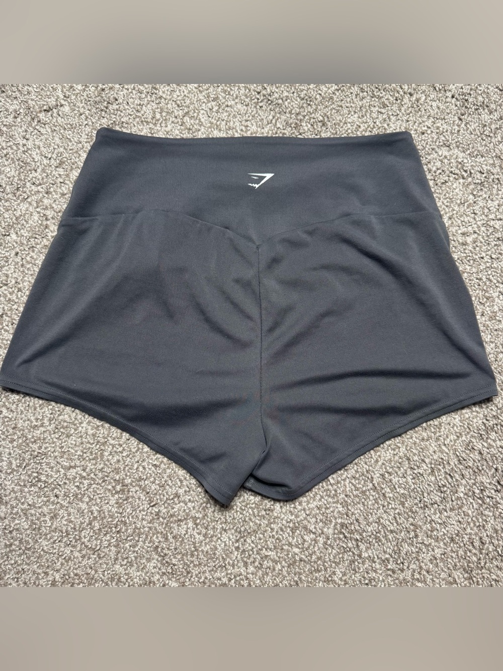 Gymshark short - Picture 3 of 5